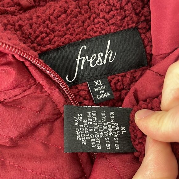 Fresh Puffer Vest NWT Full Zip Fleece Lining Red Size X Large XL - Picture 12 of 17